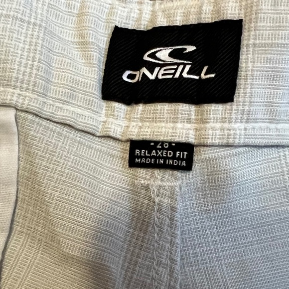 O’NEILL Relaxed Fit Below the Knee Shorts (Size 28) - Picture 2 of 11